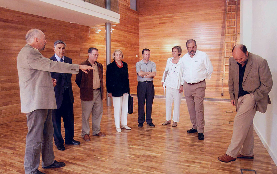 Visita nueva sede 2001